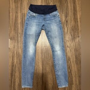 Size 4 Gap maternity